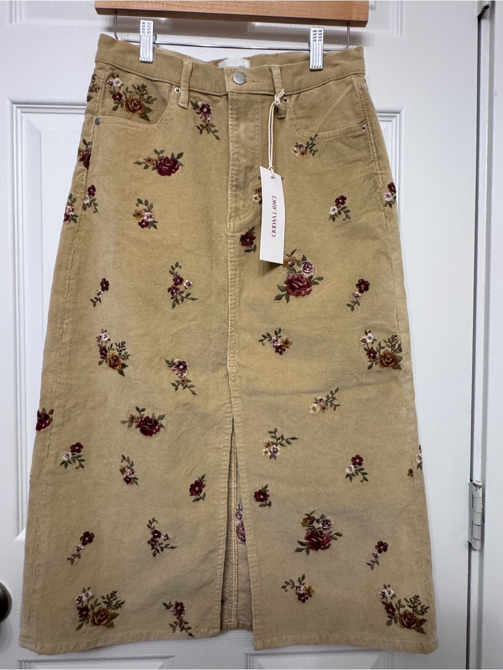 NWT Driftwood beige corduroy embroidered skirt